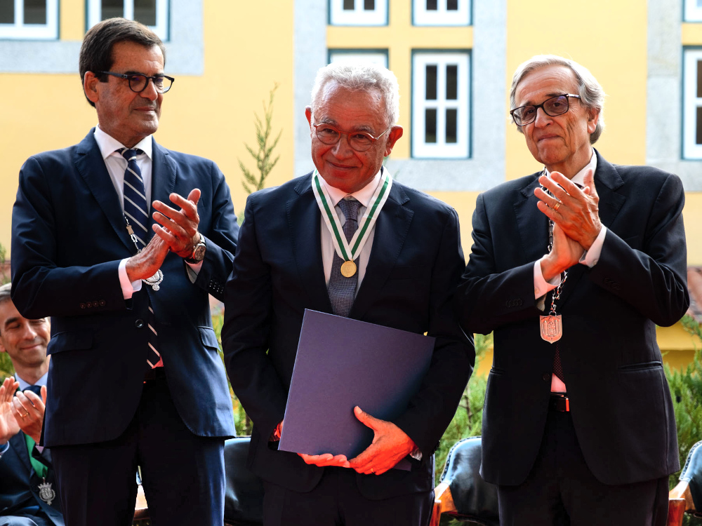 Leia mais sobre Presidente da Direção Recebe Medalha da Cidade do Porto 2025